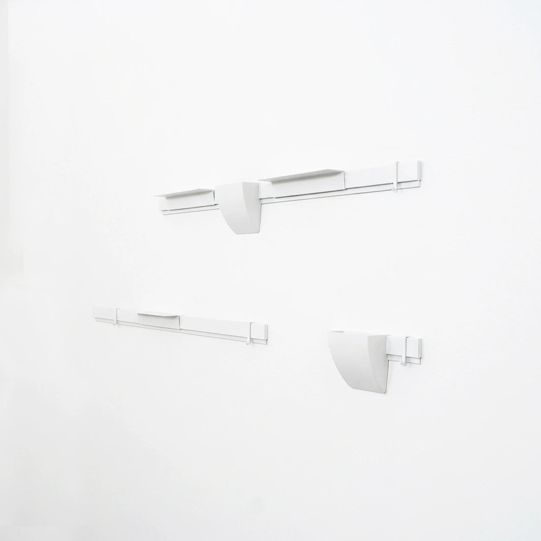 Artiteq Info Rail Variation Set wit opstelling leeg zijaanzicht