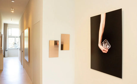 Ophangsysteem plexiglas: ophangen zonder boren met Artiteq