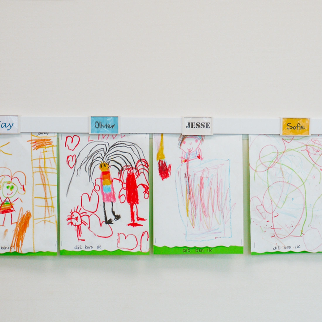 Me clip in klaslokaal tekeningen